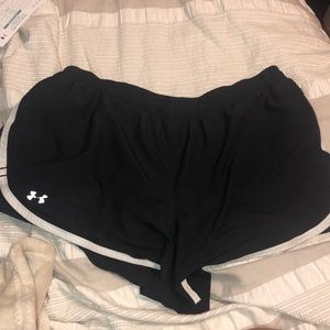 Underarmour shorts